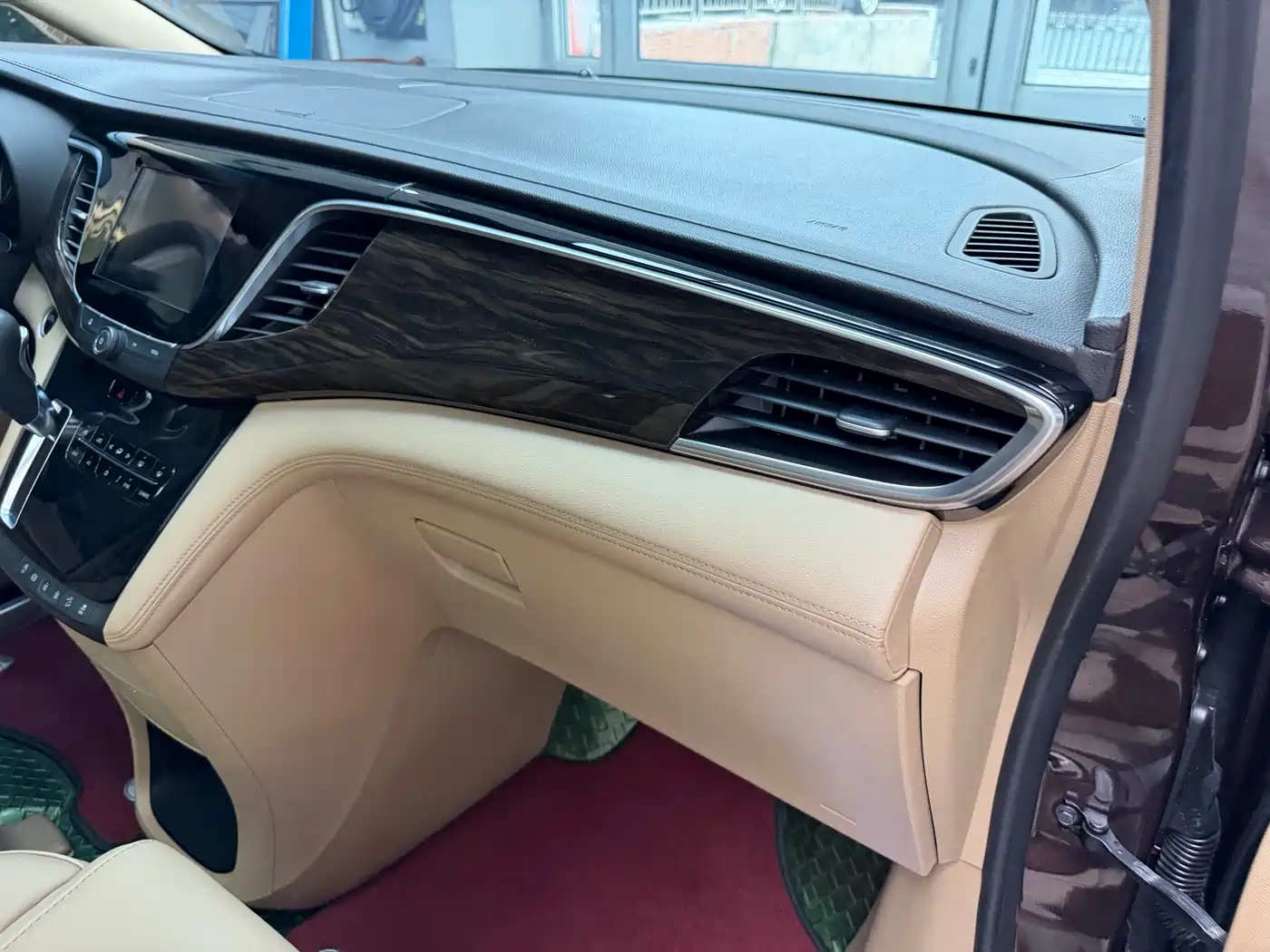 Buick GL8 2018 ES 28T Luxury Type China VI фото 44