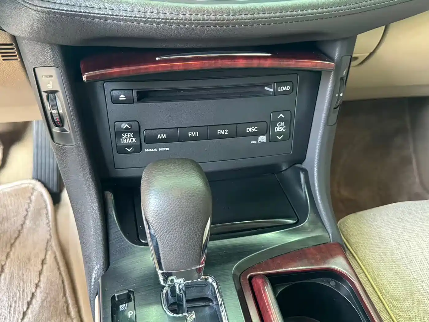 Toyota Crown 2012 2.5L Royal Navigation Edition фото 18