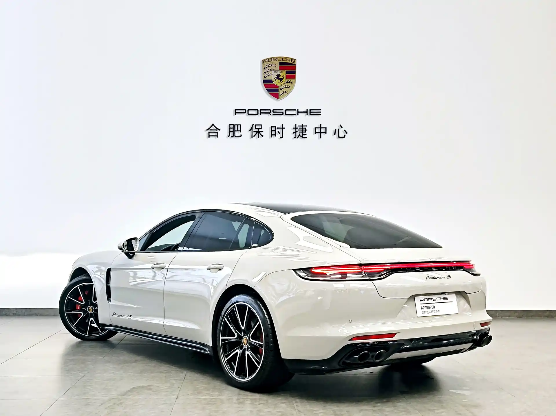 Фото 6 - Porsche Panamera