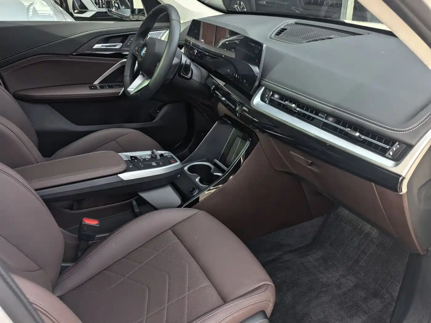 BMW X1 2024 sDrive25Li X Design Package фото 13