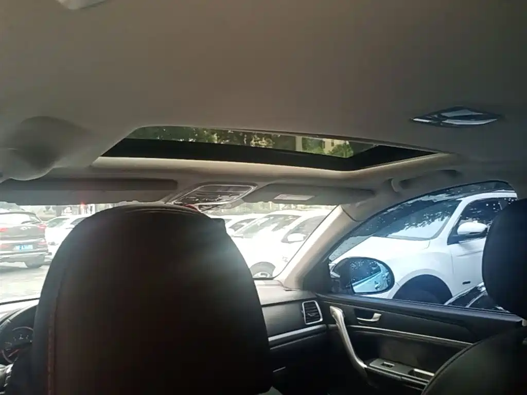 Haval H6 2017 Red Label Sport 1.5T Automatic 2WD Luxury фото 18