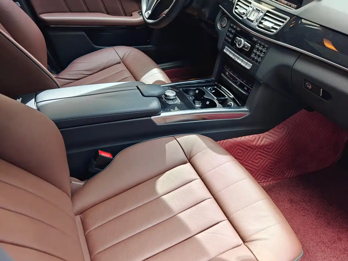 Mercedes-Benz E-Class 2015 E 320 L Sport 4MATIC фото 6