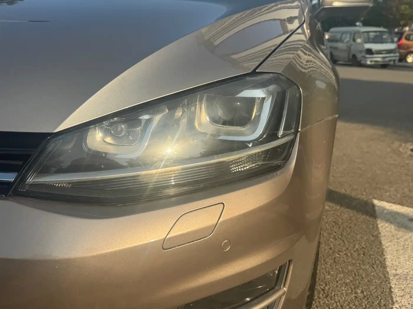Photo 7 - Volkswagen Golf