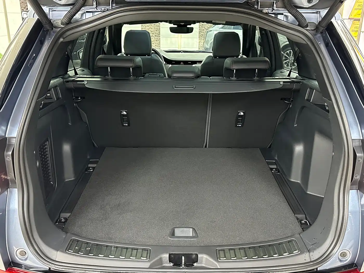 Land Rover Discovery Sport 2020 249PS R-Dynamic Performance фото 8