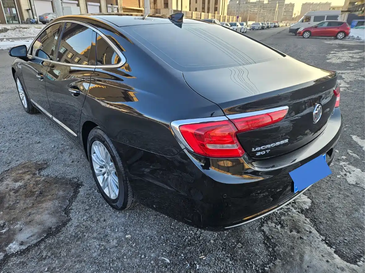 Buick LaCrosse 2018 Model 20T Elite Edition фото 6