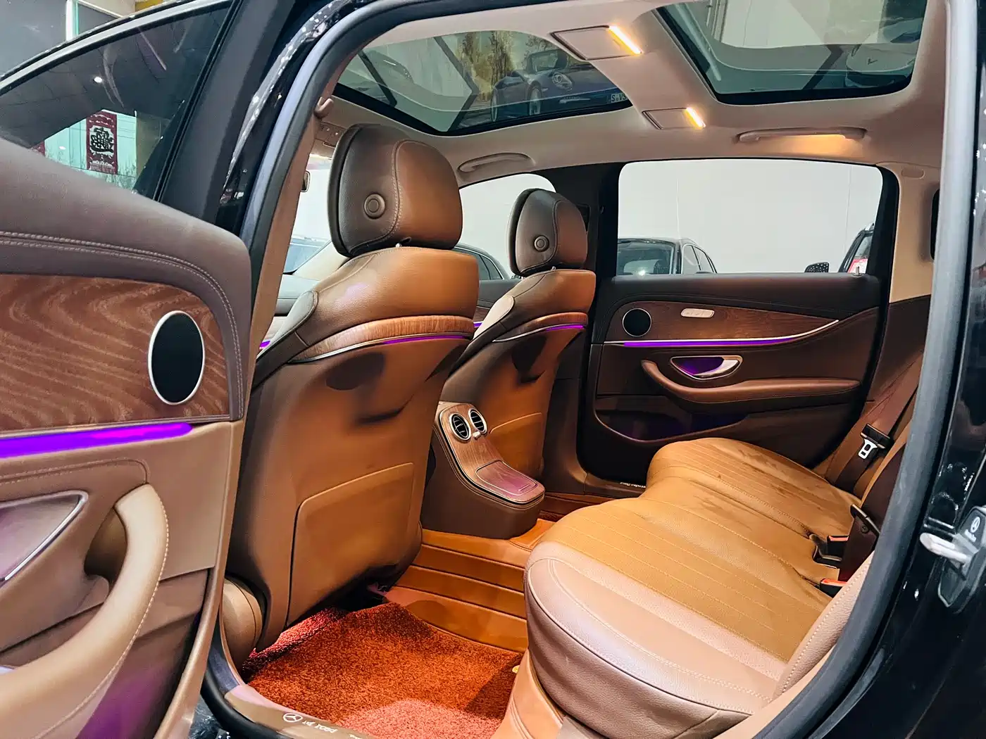 MERCEDES-BENZ E CLASS