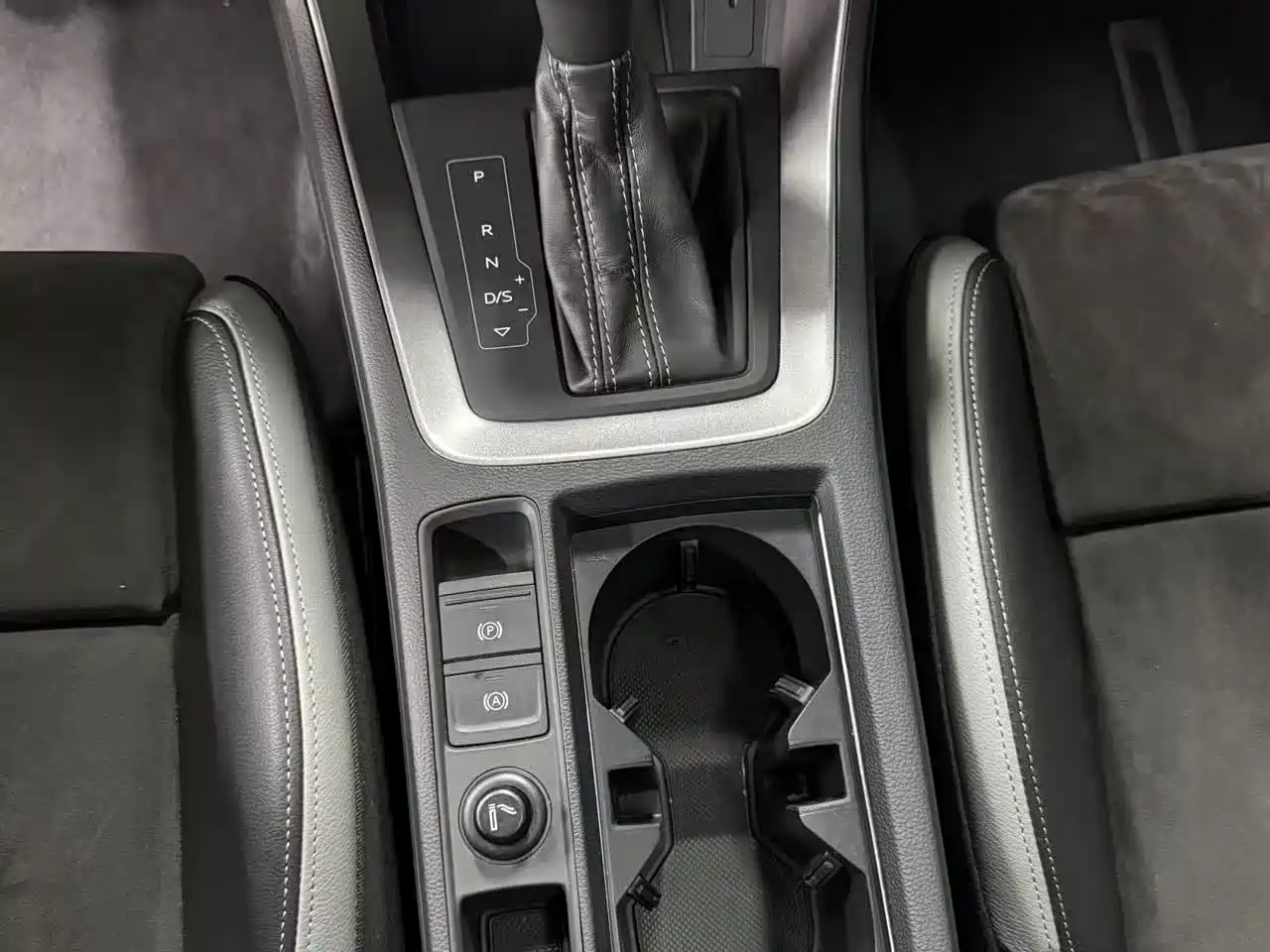 Audi Q3 2022 35 TFSI Fashion Dynamic фото 15