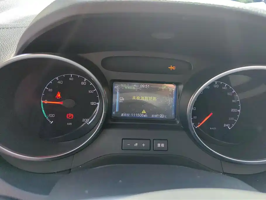 BYD Yuan New Energy 2018 EV360 Smart Connected Cool Type фото 14