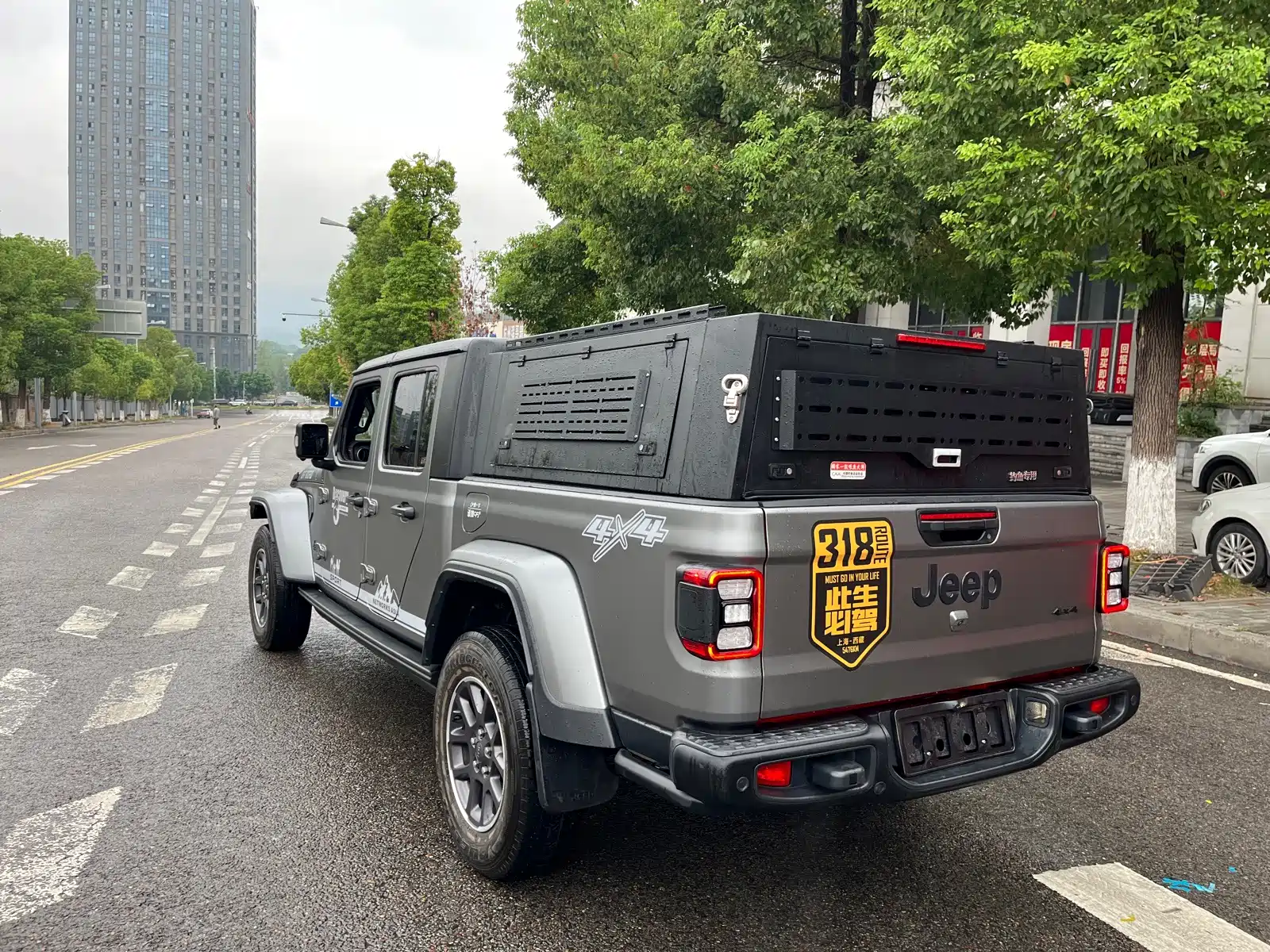 Фото 7 - Jeep Gladiator