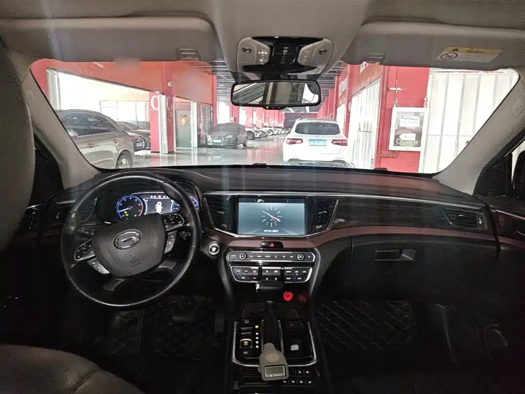 GAC Trumpchi Trumpchi GS8 2017 320T 2WD Luxury Smart Connect (7-seater) фото 10