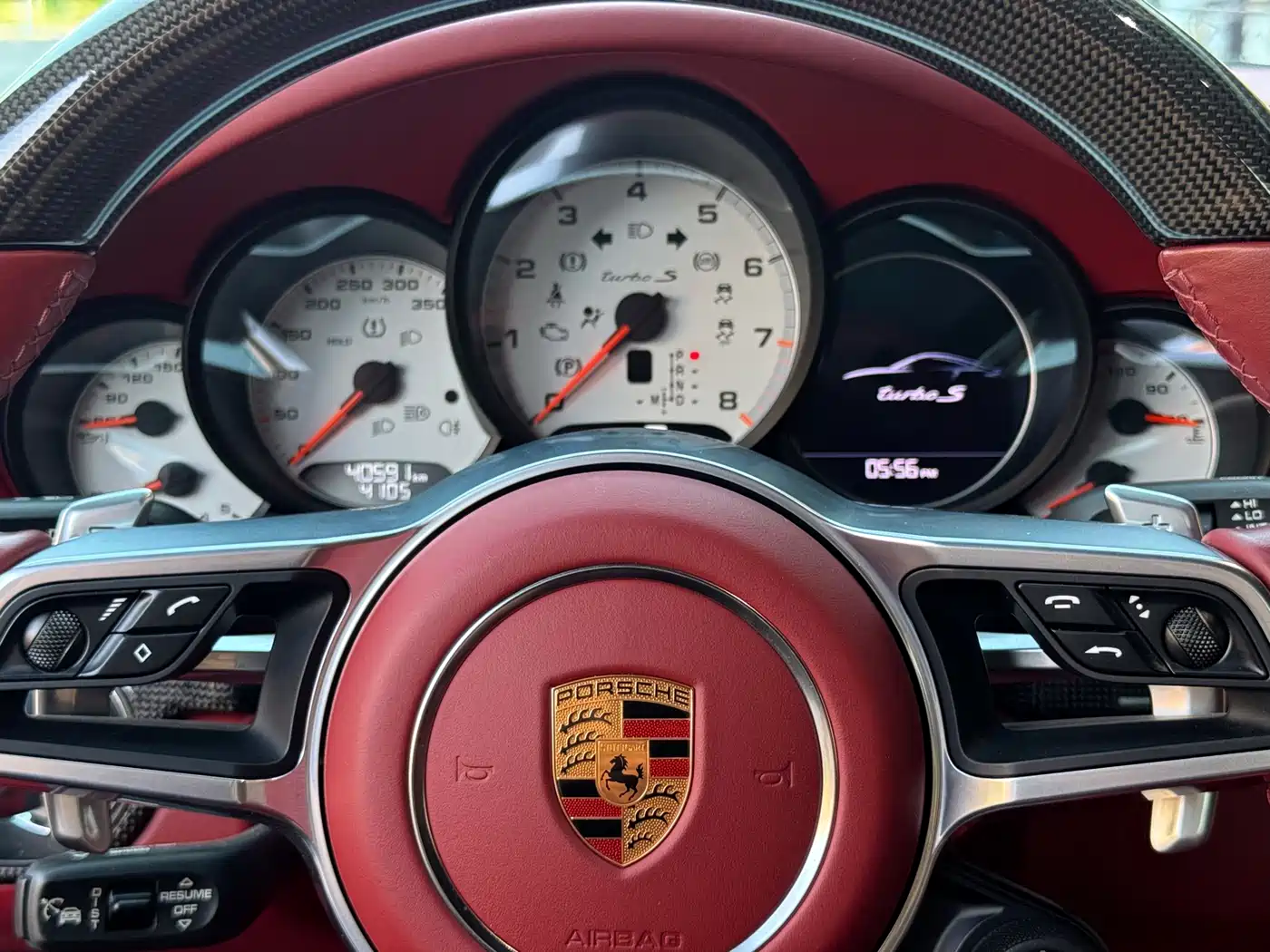 Porsche 911 2016 Turbo S 3.8T фото 10