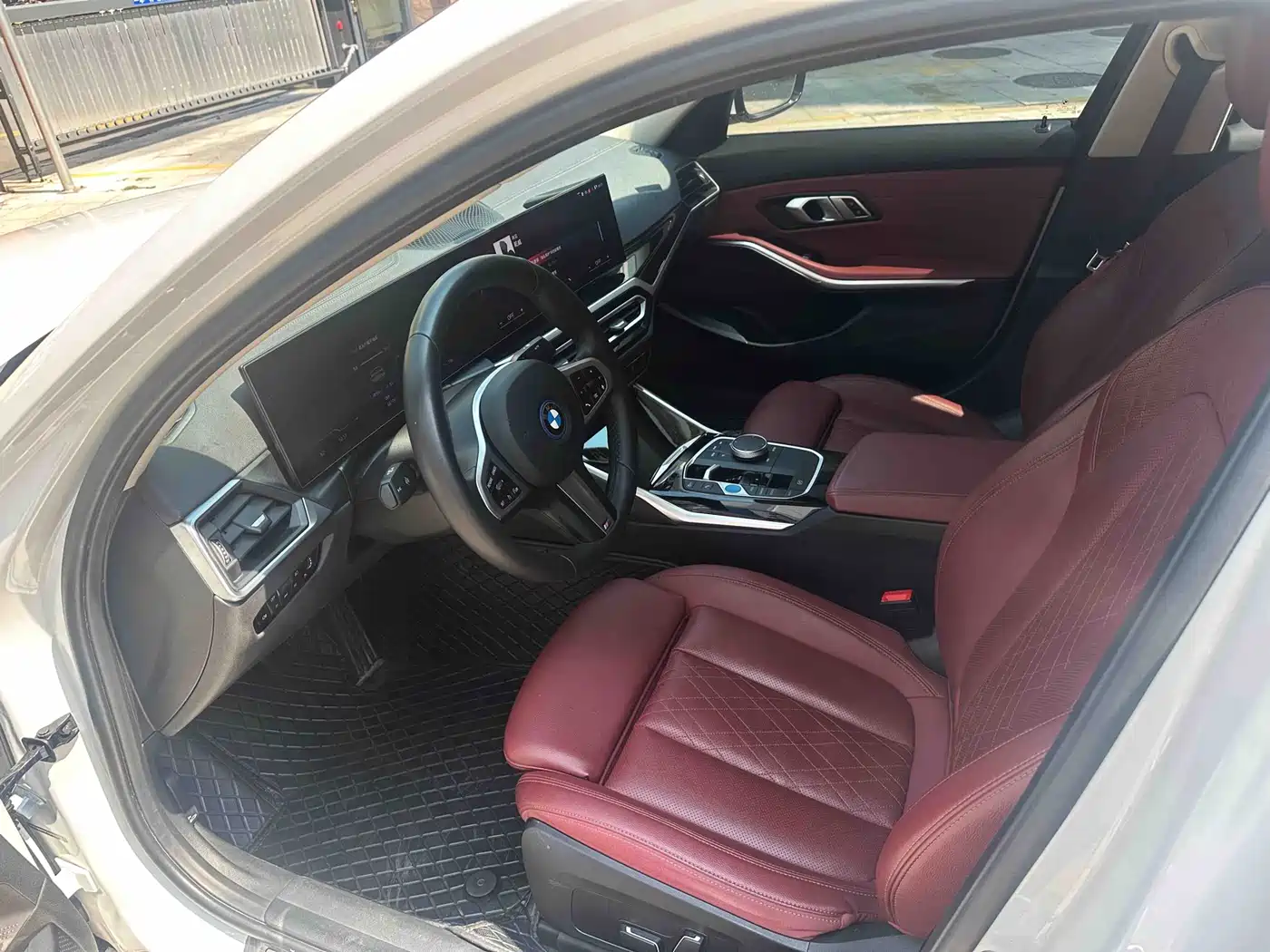 BMW i3 2024 eDrive 35 L фото 4