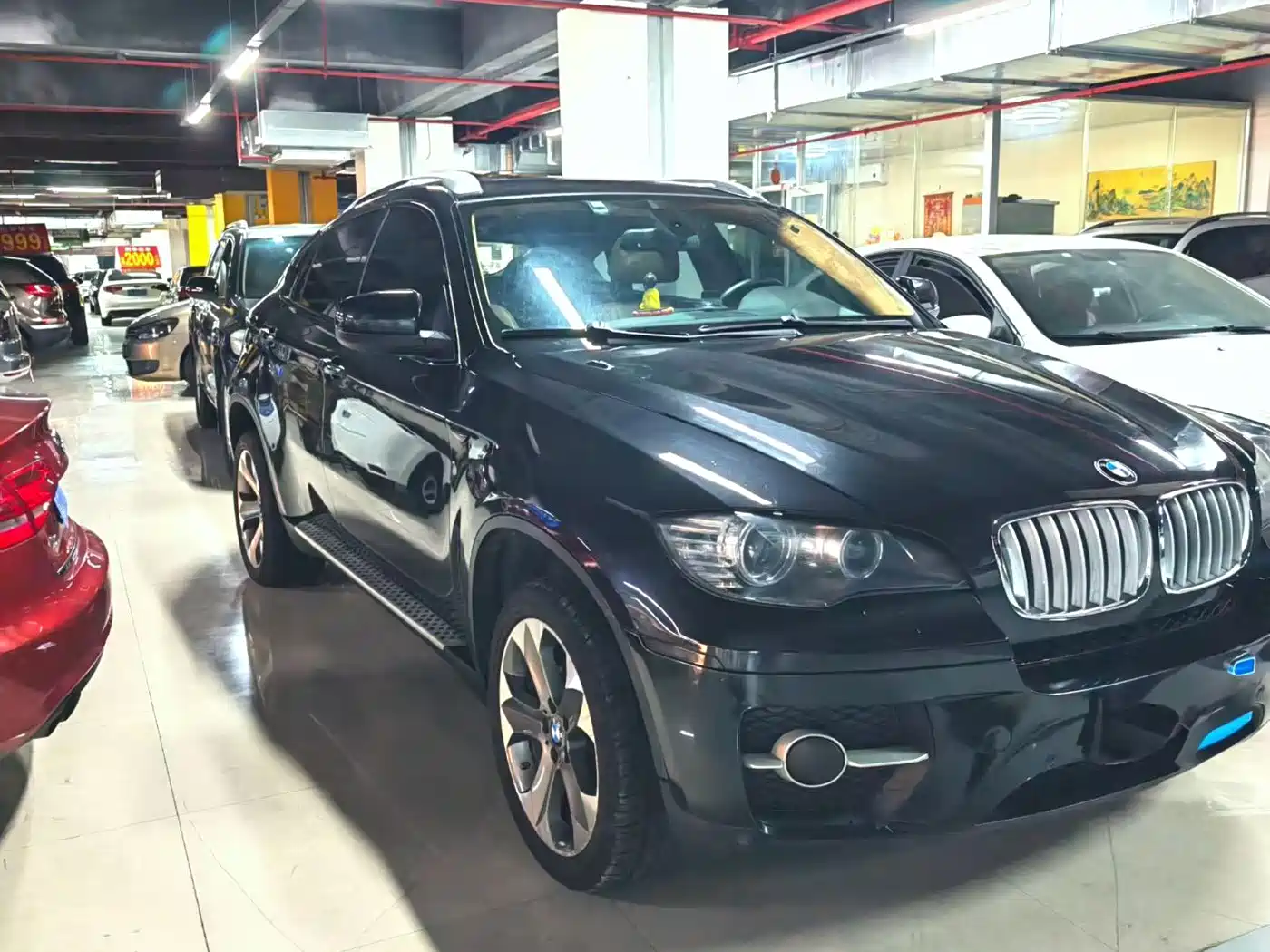 Фото 2 - BMW X6