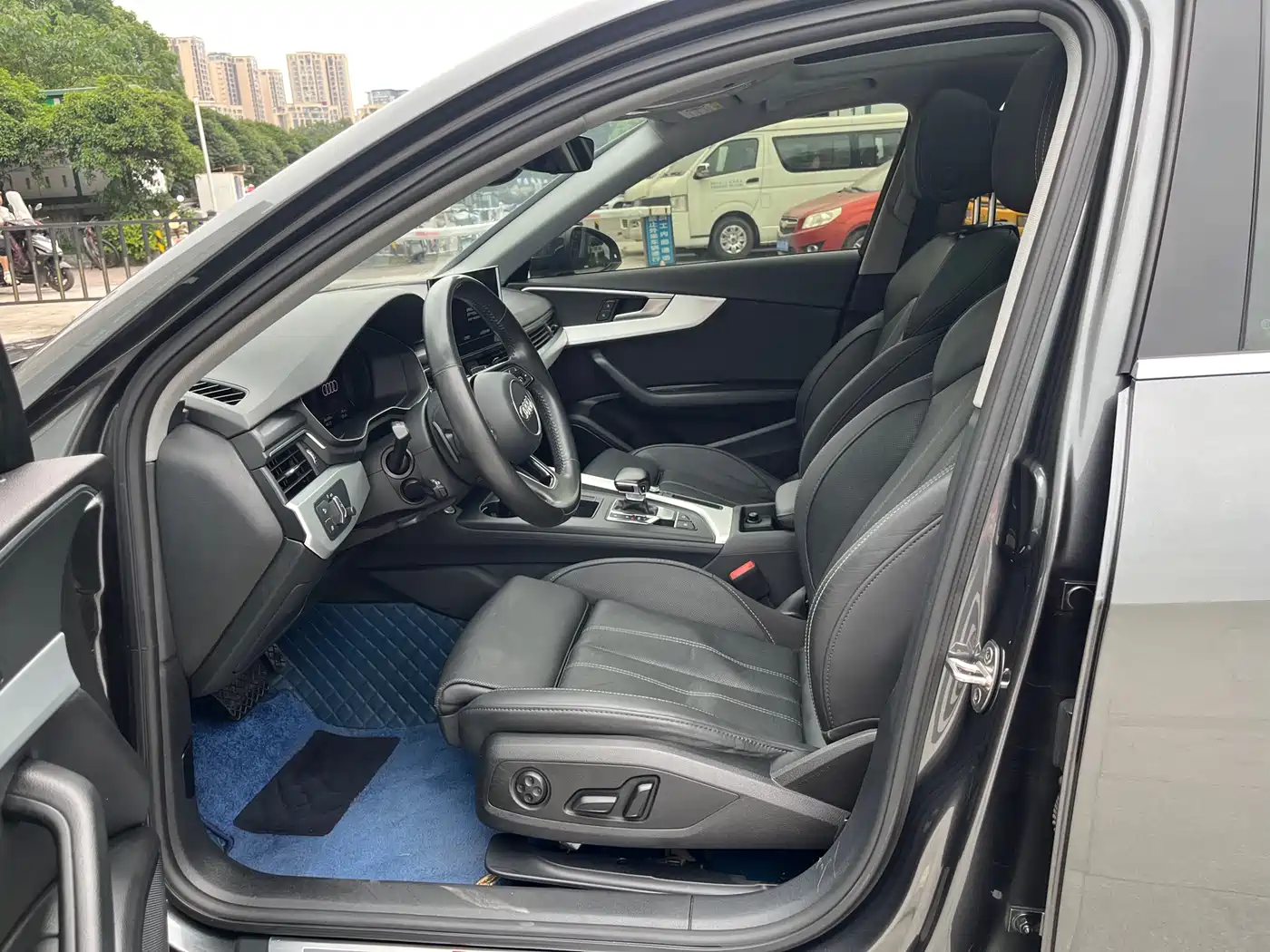 Audi A4L 2020 40 TFSI Luxury Dynamic фото 4