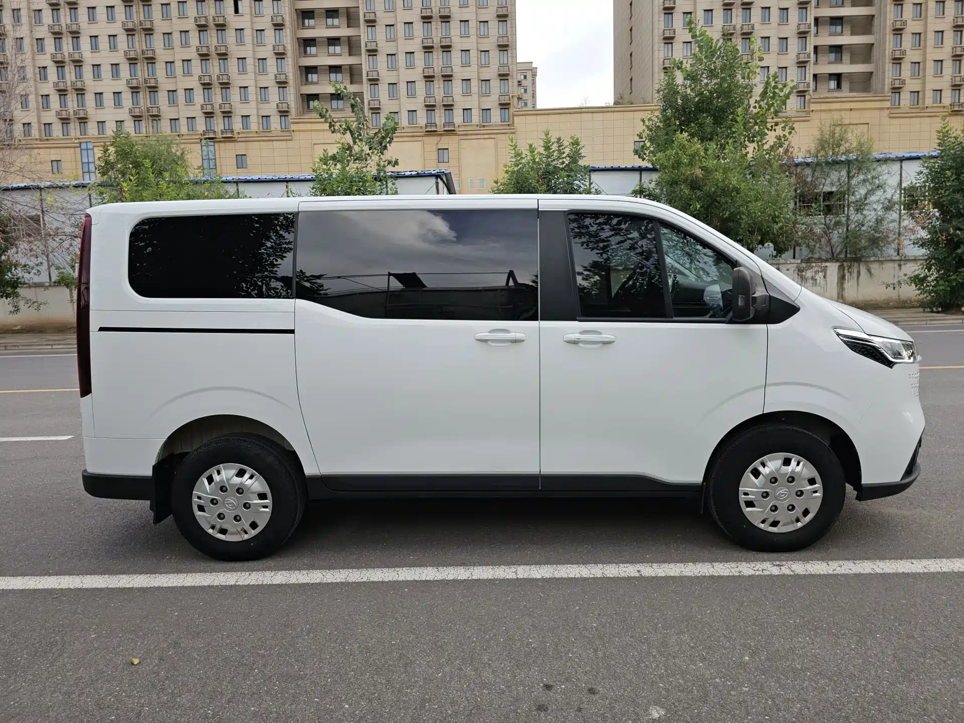 Photo 7 - Maxus Xintu V70