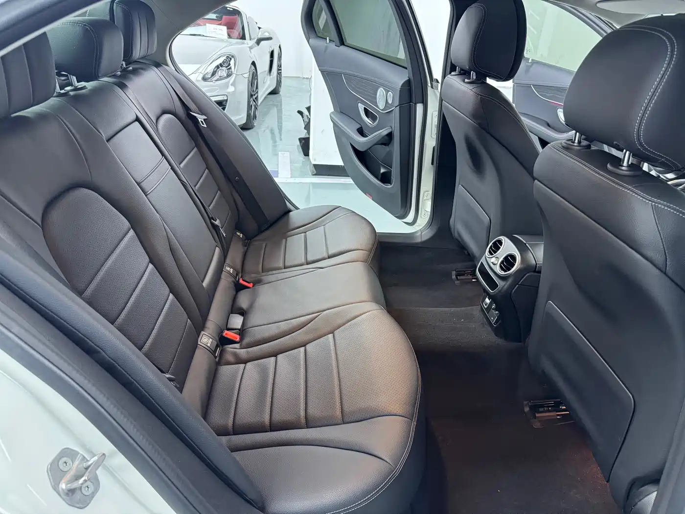 Mercedes-Benz C-Class 2021 C 260 L Sport Starry Exclusive Edition фото 15