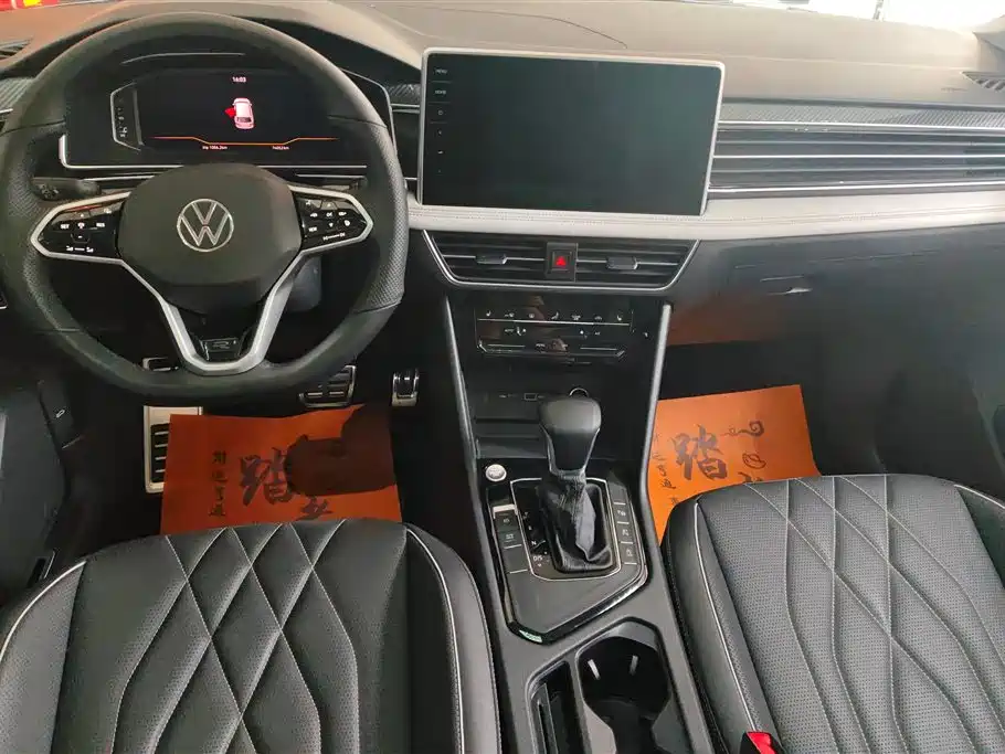 Volkswagen Tiguan L 2022 330TSI Auto 2WD R-Line Premium Edition фото 12