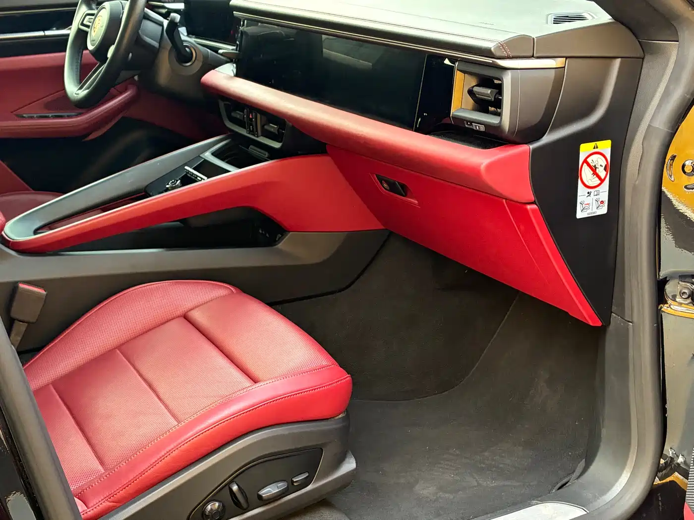 Porsche Macan EV 2024 Macan 4 фото 10