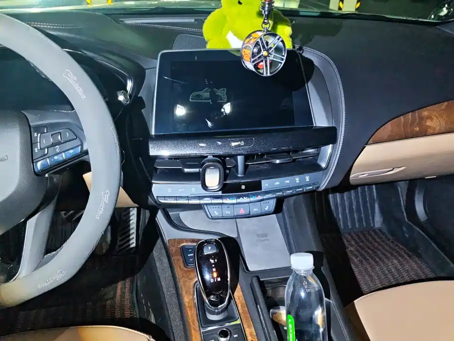 Cadillac CT5 2024 2023 28T Prestige Style
