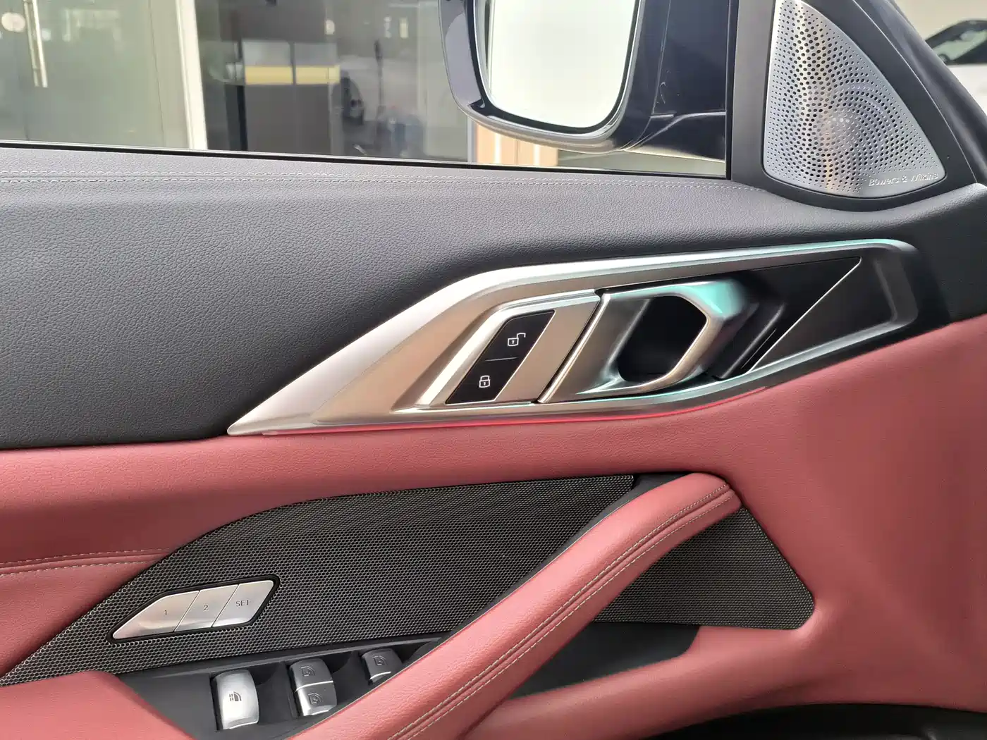 BMW 4 Series 2023 425i Convertible M Sport Shadowline Package фото 10