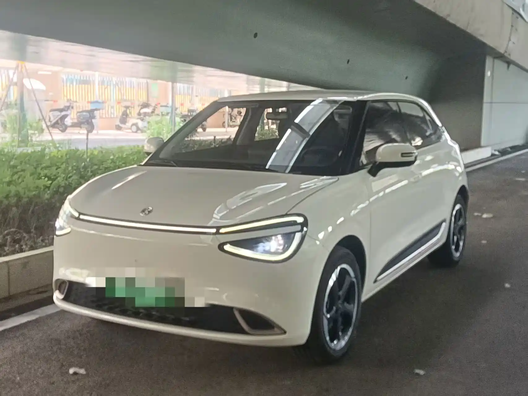 Photo 1 - Dongfeng Yipai Nano 01