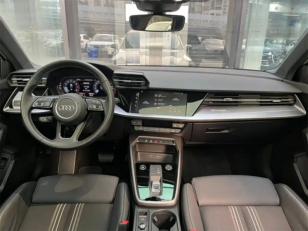 Audi A3 2024 Model Sportback 35 TFSI Fashion Sport фото 6