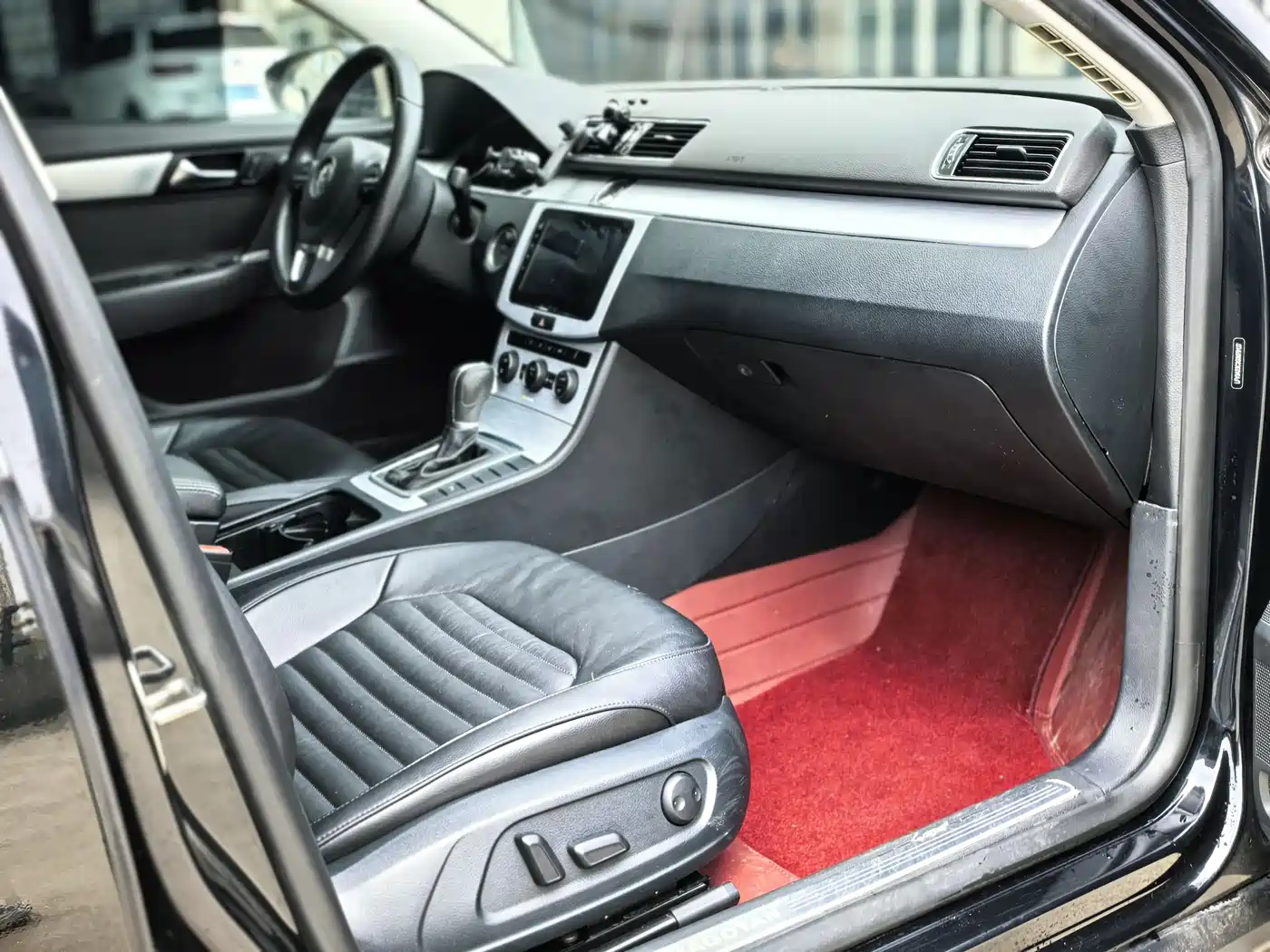 Volkswagen Magotan 2016 1.8TSI 25th Anniversary Edition фото 9