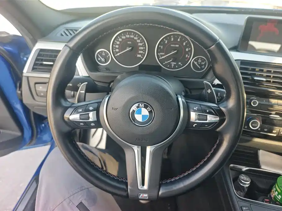 BMW 3 Series 2017 320i M Sport фото 15