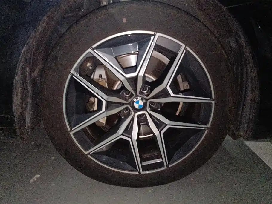 BMW i5 2025 eDrive 40L M Sport Package фото 6