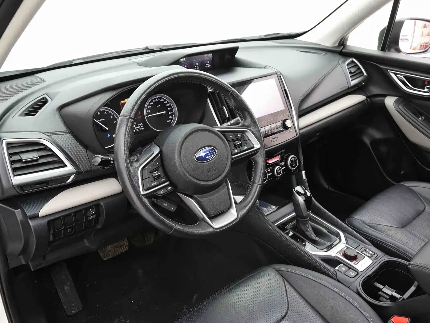 Subaru Forester 2022 2.0i AWD Luxury Edition with EyeSight фото 9