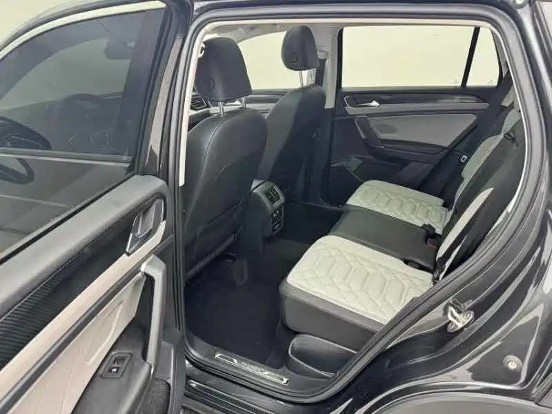 Volkswagen Tayron 2023 280TSI 2WD Luxury Plus Advanced Edition фото 15