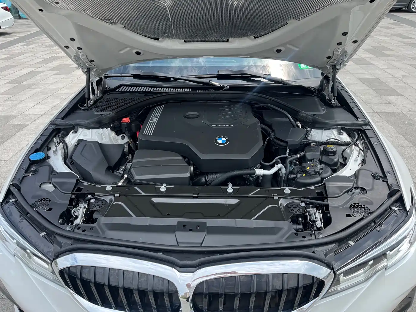 BMW 3 Series 2020 325Li M Sport Package фото 28