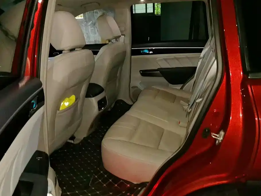 GAC Trumpchi Trumpchi GS7 2017 320T 2WD Luxury Smart Connect фото 11