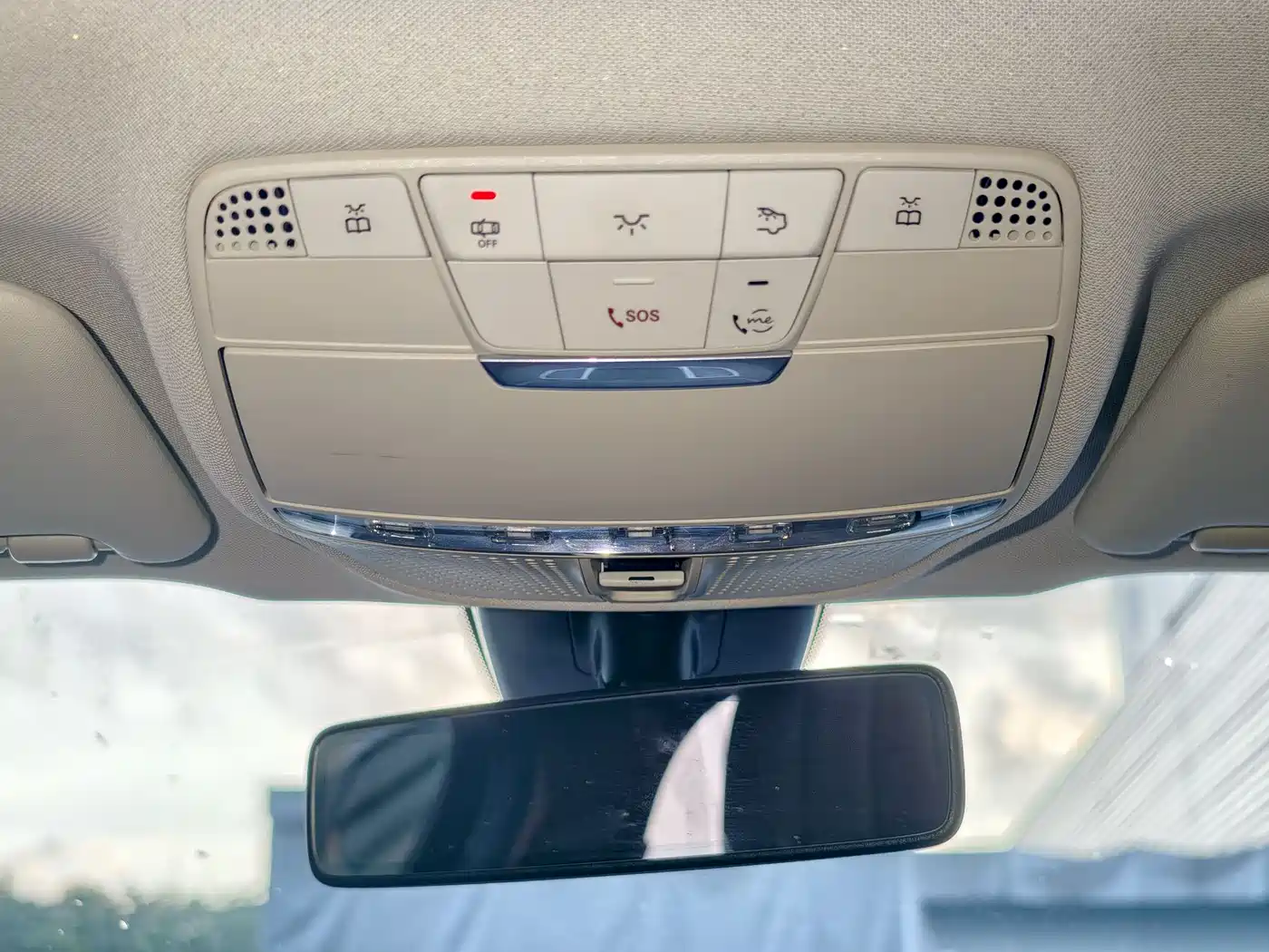 Mercedes-Benz E-Class New Energy 2022 Facelift E 350 e L Plug-in Hybrid Sedan фото 22