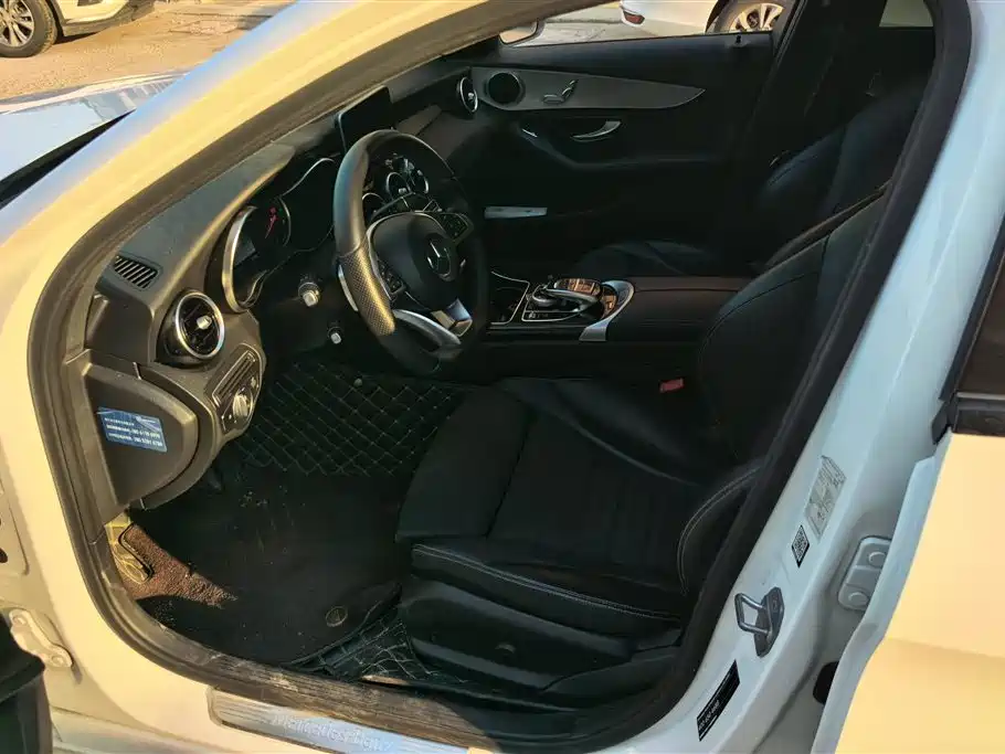 Mercedes-Benz C-Class 2017 Facelift C 200 Sport Edition фото 9