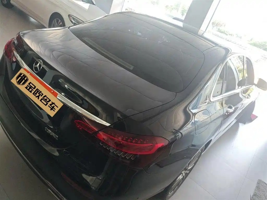 Mercedes-Benz E-Class 2023 Facelift E 260 L фото 4