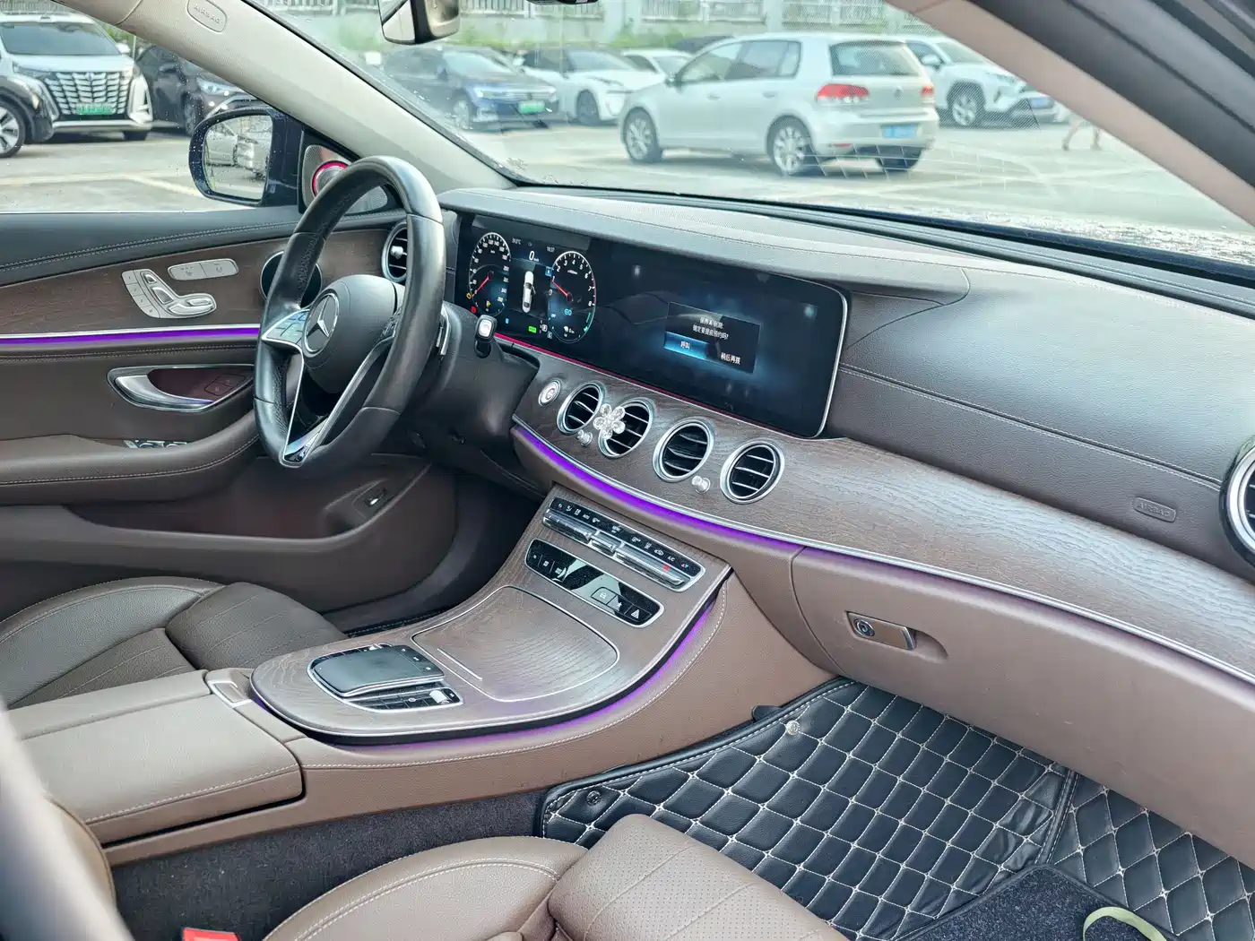 Mercedes-Benz E-Class New Energy 2022 Facelift E 350 e L Plug-in Hybrid Sedan фото 24