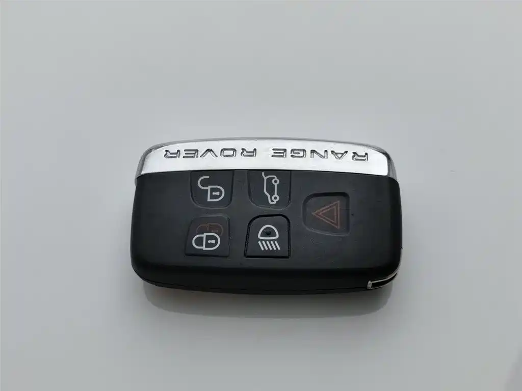 Land Rover Range Rover Evoque (Import) 2013 2.0T 5-door Dynamic Edition фото 19