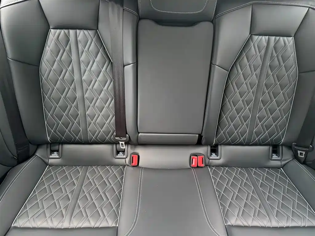 Фото 20 - Audi A3