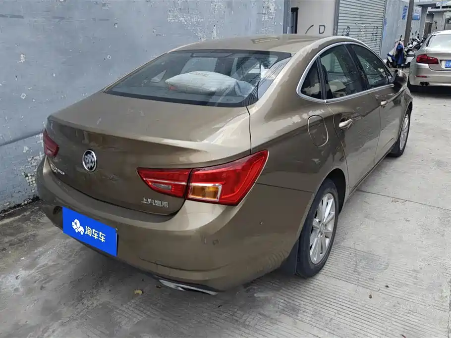 Buick Verano 2015 Sedan 20T Dual-clutch Elite фото 3