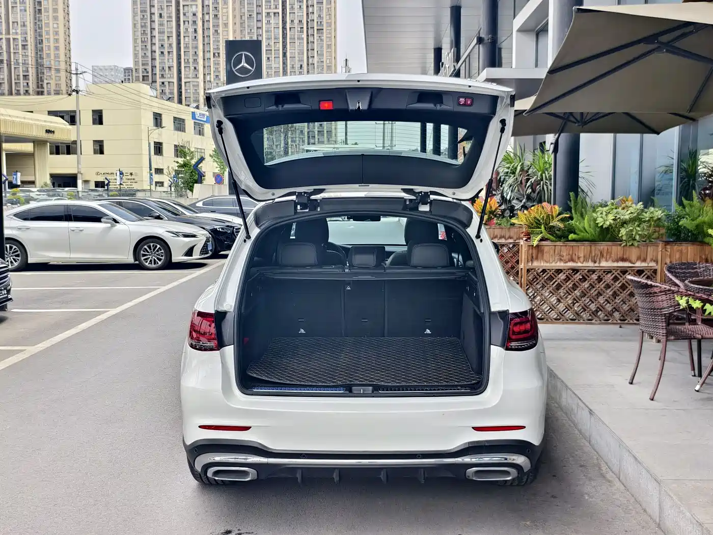 Mercedes-Benz GLC 2021 GLC 300 L 4MATIC Sporty фото 10