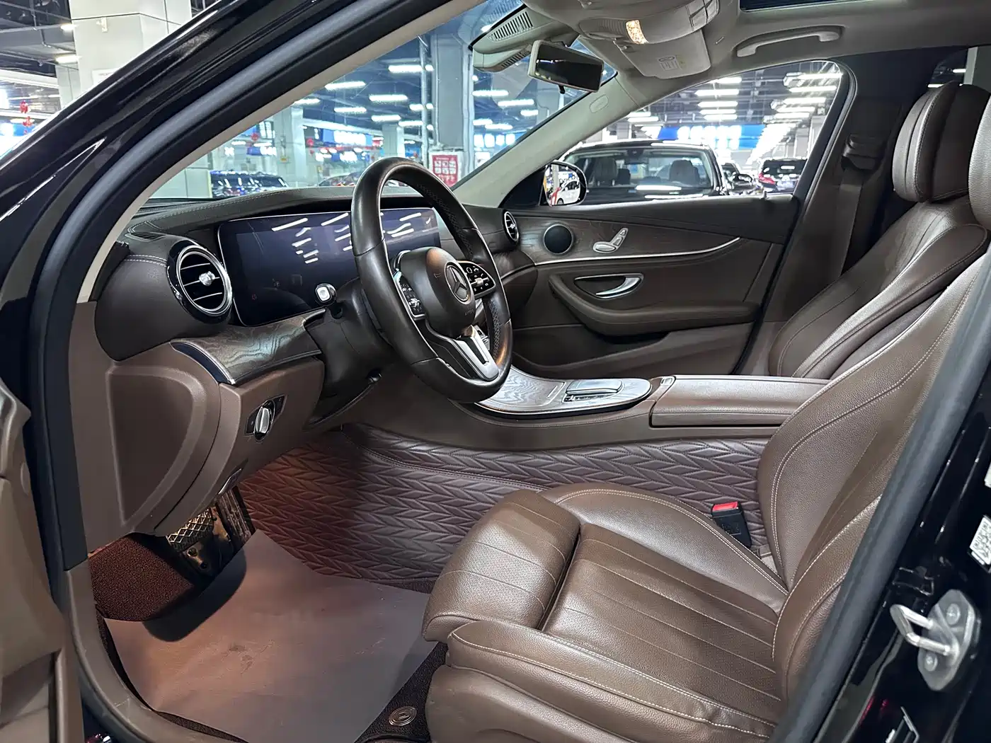Mercedes-Benz E-Class 2019 E 200 L фото 5