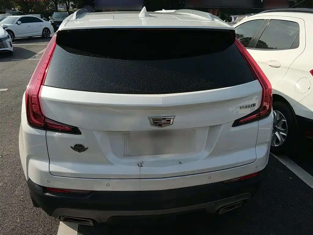 Cadillac XT4 2018 28T FWD Leading Edition фото 4