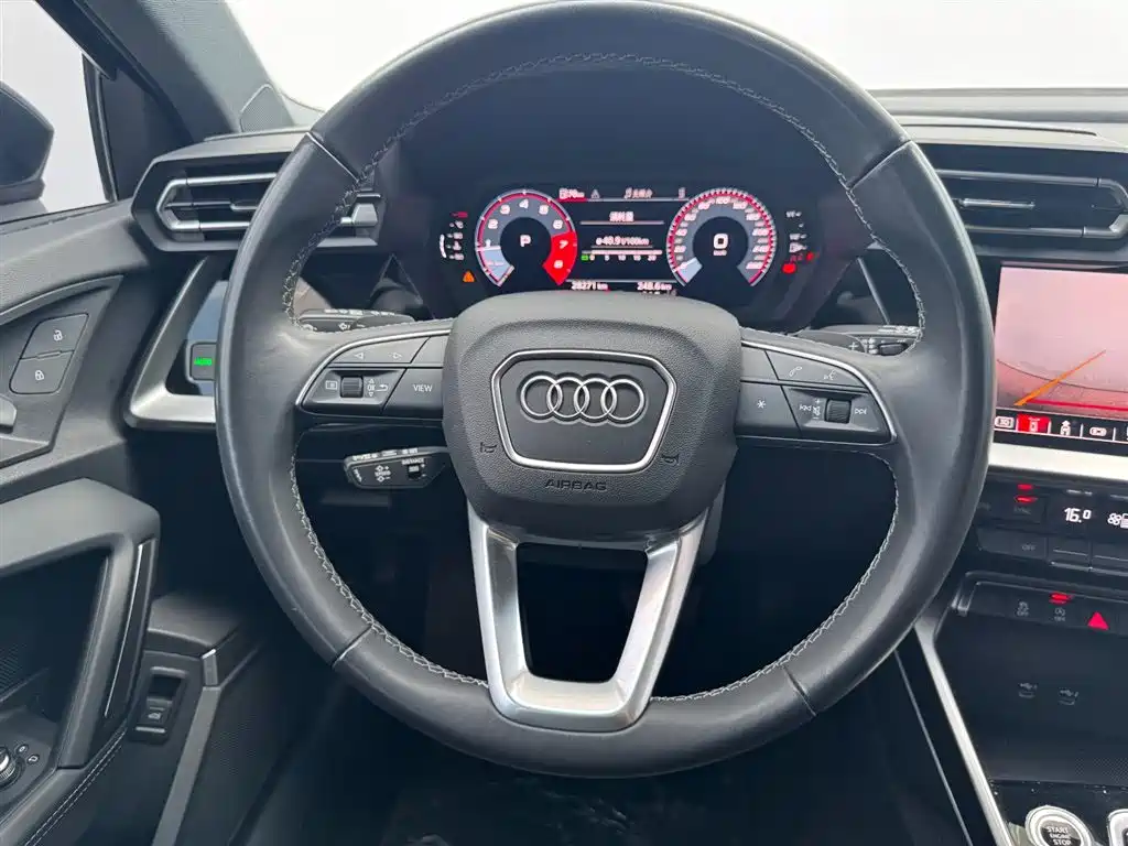 Фото 15 - Audi A3
