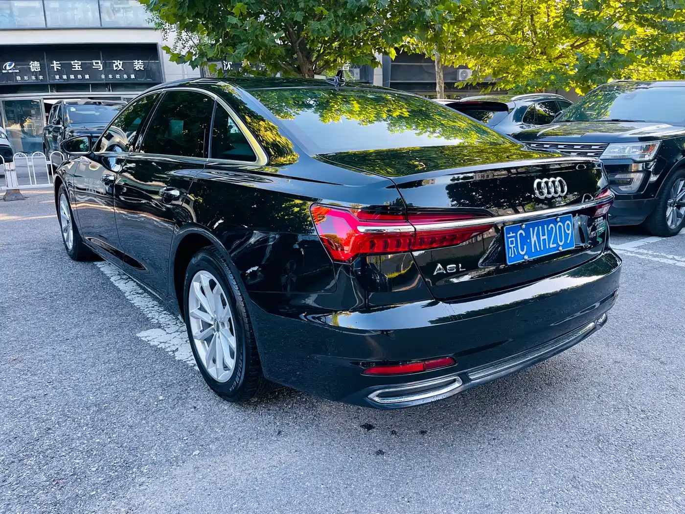 Фото 4 - Audi A6L