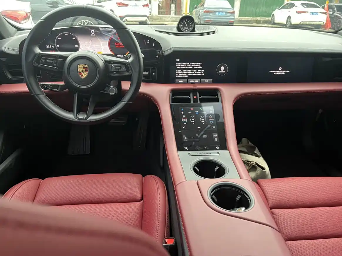 Porsche Taycan 2020 Taycan фото 9