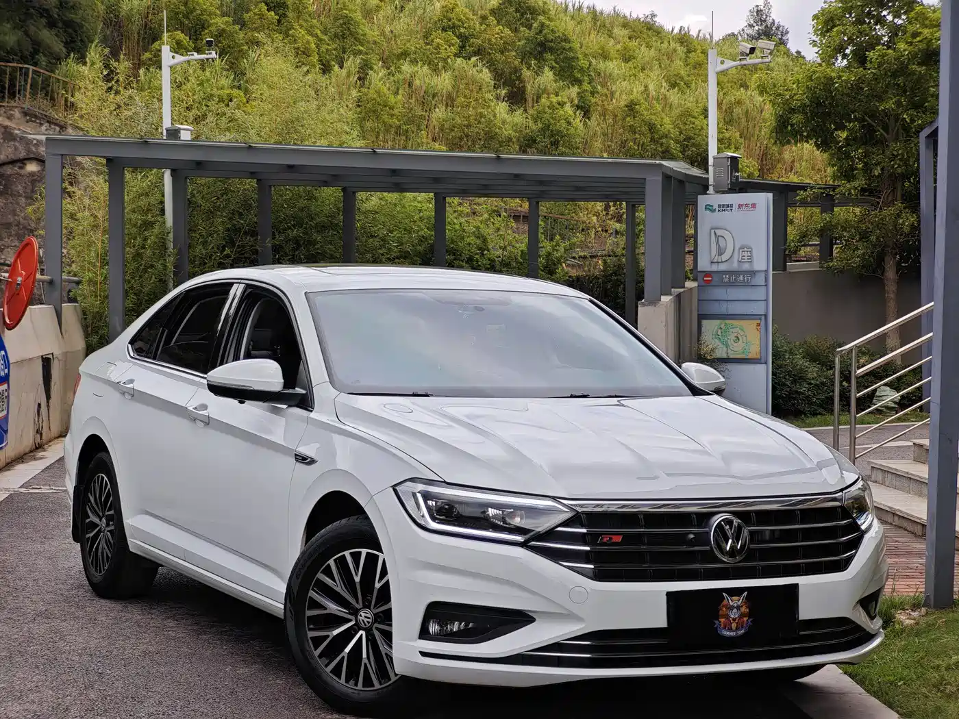 Volkswagen Sagitar 2021 200TSI DSG Comfort Smart Edition фото 3