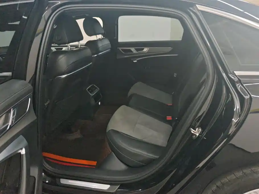 Audi A6L 2023 Facelift 45 TFSI Premium Dynamic фото 11
