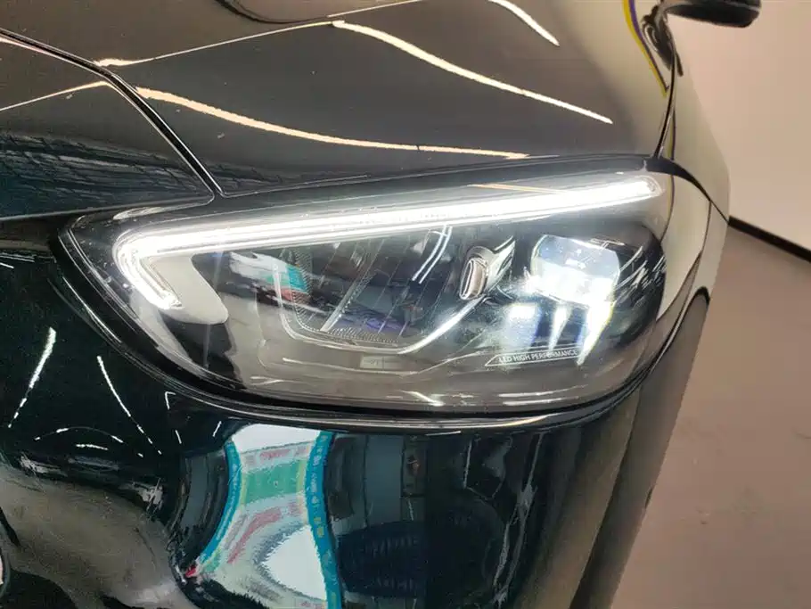 Mercedes-Benz C-Class 2024 Facelift III C 260 L Night Sport Edition фото 5