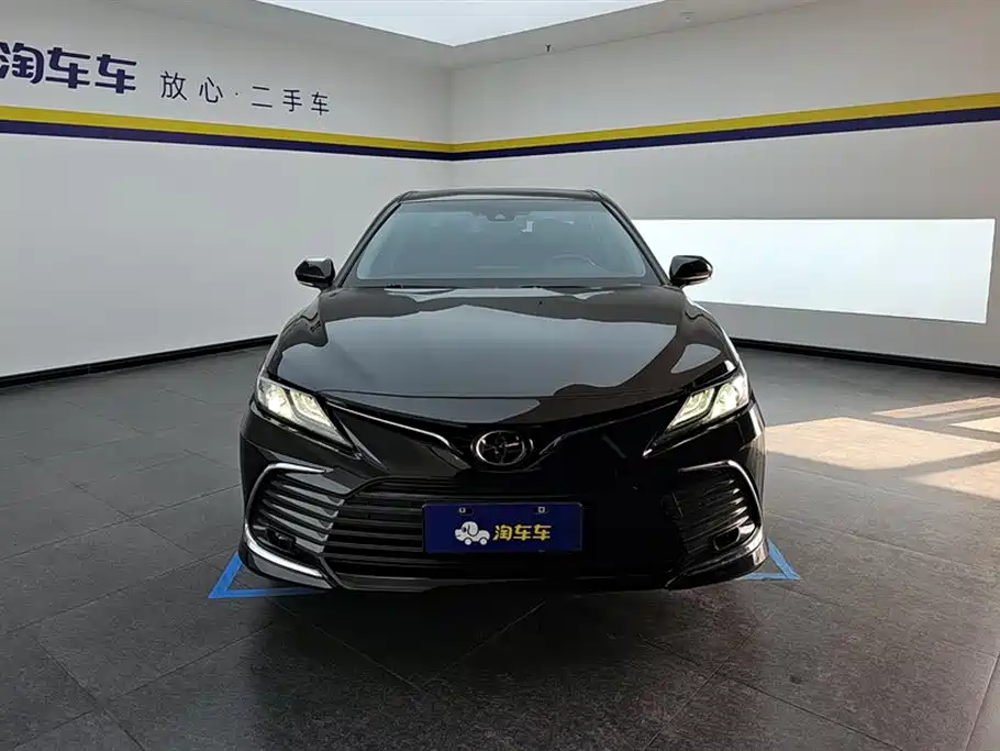 Toyota Camry 2021 2.5G Luxury Edition фото 2